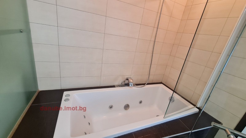 Дава под наем  2-стаен град Русе , Център , 65 кв.м | 23936101 - изображение [11]