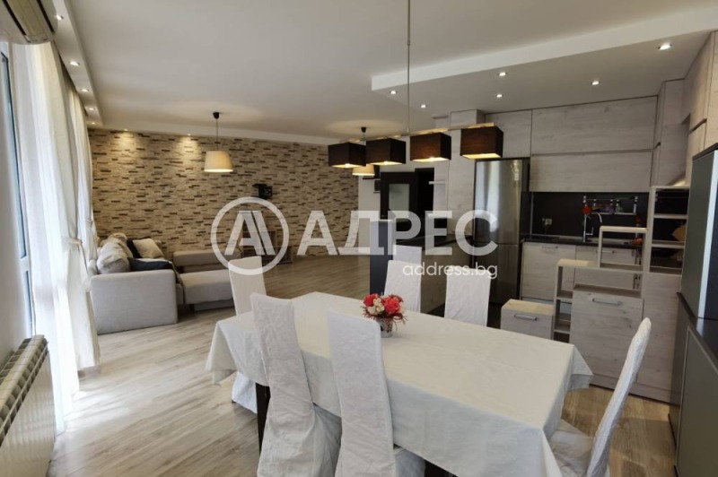 A louer  3+ chambres Sofia , Stoudentski grad , 157 m² | 34068666 - image [2]