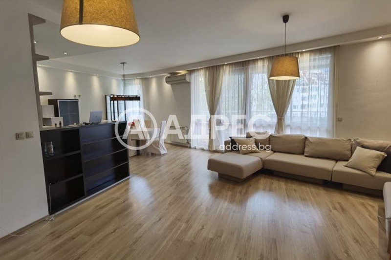 A louer  3+ chambres Sofia , Stoudentski grad , 157 m² | 34068666