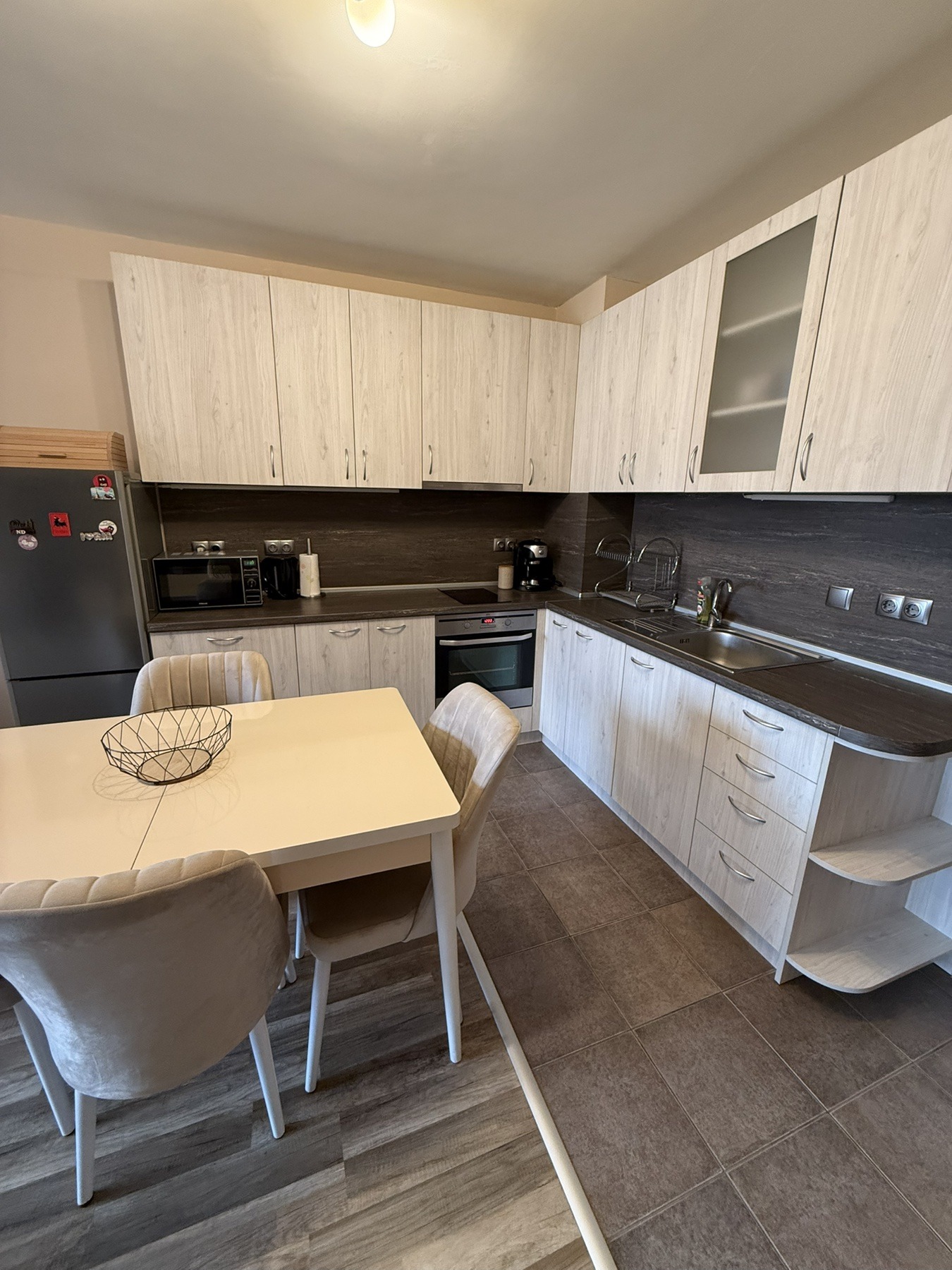 Дава под наем 2-СТАЕН, гр. София, Бъкстон, снимка 3 - Апартаменти - 53778385