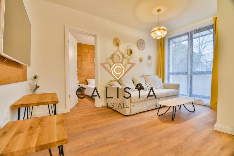 Do wynajęcia  1 sypialnia Sofia , Reduta , 63 mkw | 47523018 - obraz [2]