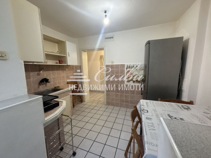 Дава под наем ЕТАЖ ОТ КЪЩА, гр. Шумен, Военно училище, снимка 4 - Етаж от къща - 53017619