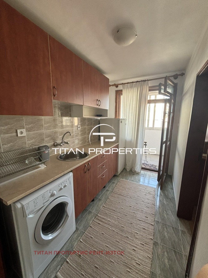 Дава под наем 3-СТАЕН, гр. Бургас, Лазур, снимка 2 - Апартаменти - 51328140