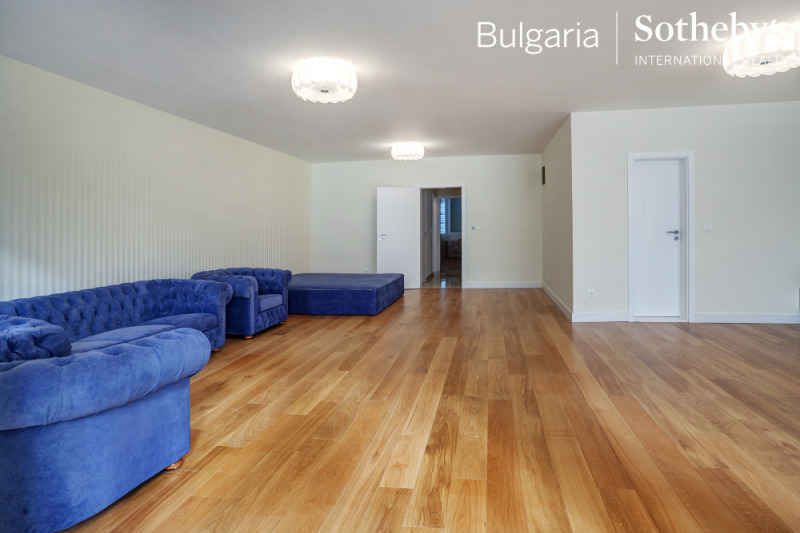 Kiralık  3+ yatak odası Sofia , Lozenec , 316 metrekare | 49982331 - görüntü [2]