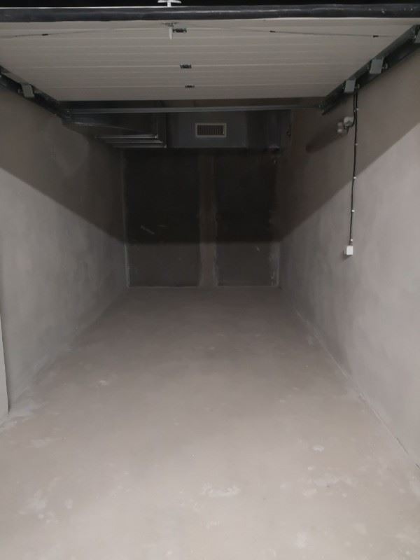 Дава под наем ГАРАЖ, ПАРКОМЯСТО, гр. София, Красно село, снимка 3 - Гаражи и паркоместа - 53150733