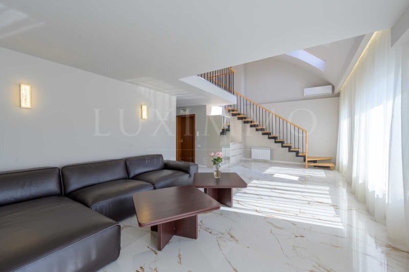 Дава под Наем МНОГОСТАЕН в град София, Гоце Делчев - 304 кв.м / 2 500 € » 4 889.58 лв., ЛУКСИММО