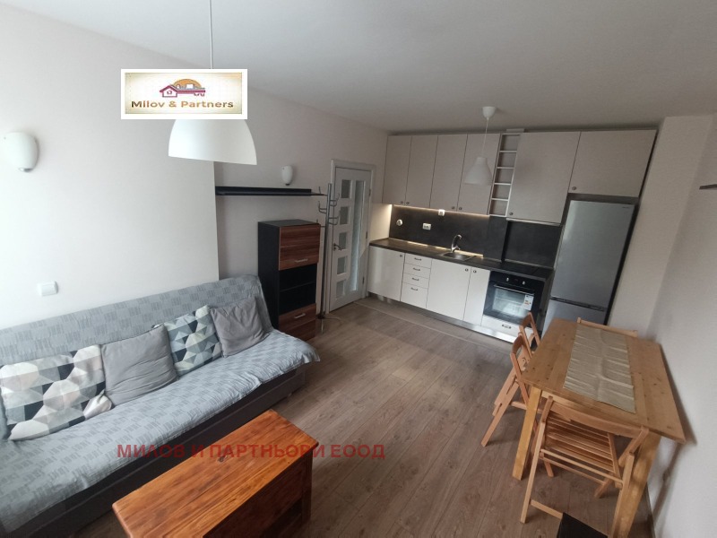 В оренду  1 спальня София , Студентски град , 55 кв.м | 63819078