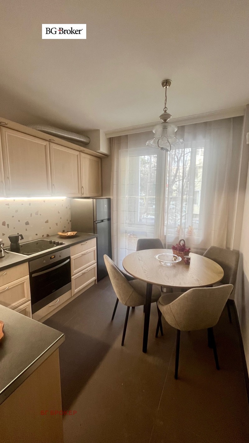 Дава под наем 3-СТАЕН, гр. София, Лозенец, снимка 6 - Апартаменти - 53088179