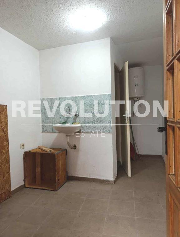 Zu vermieten  Büro Warna , Zimno kino Trakija , 30 qm | 44480599 - Bild [3]