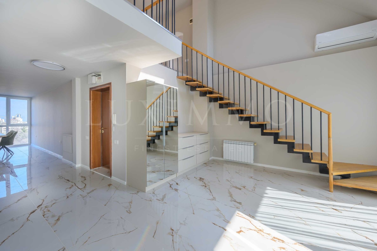 Дава под наем МНОГОСТАЕН, гр. София, Гоце Делчев, снимка 17 - Апартаменти - 53779522