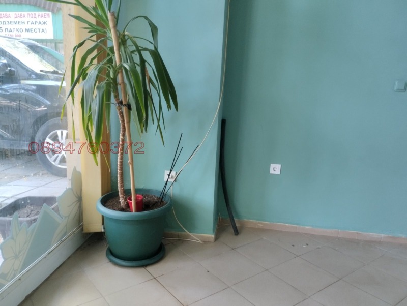 De inchiriat  Cladire industriala Varna , Colhozen pazar , 20 mp | 55833703 - imagine [4]