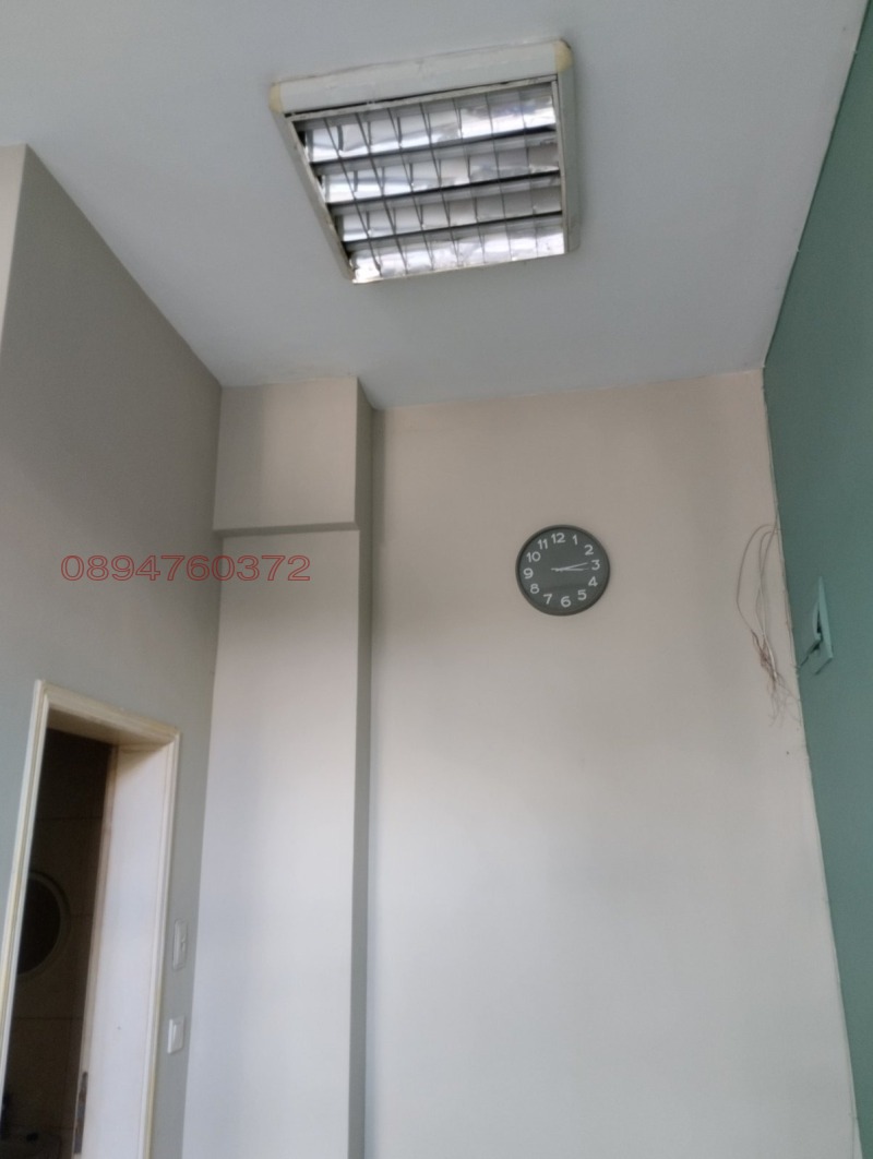 De inchiriat  Cladire industriala Varna , Colhozen pazar , 20 mp | 55833703 - imagine [2]