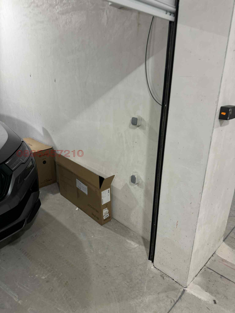 Дава под наем ГАРАЖ, ПАРКОМЯСТО, гр. Перник, Ладовица, снимка 2 - Гаражи и паркоместа - 53181692