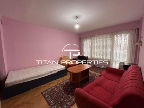 1 dormitorio Chayka, Varna 7