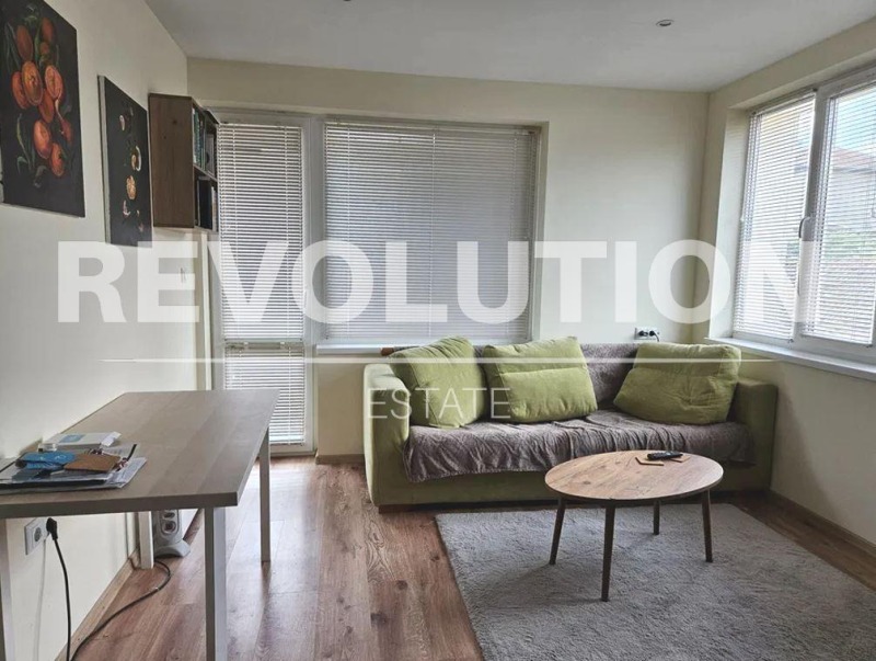 For Rent  House Floor region Varna , Priseltsi , 100 sq.m | 60938870