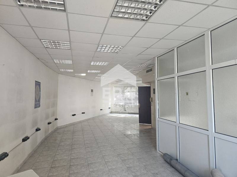 Дава под наем БИЗНЕС ИМОТ, гр. Варна, Окръжна болница-Генерали, снимка 2 - Други - 51613656