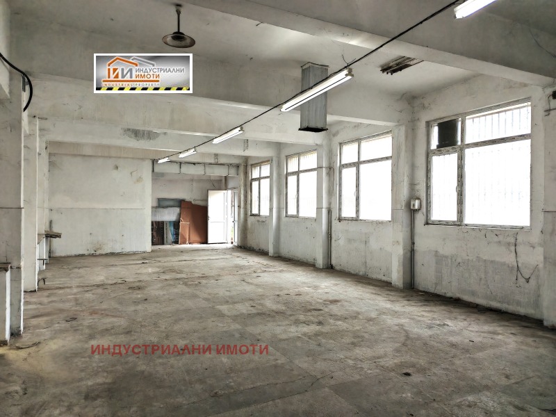 Дава под Наем СКЛАД в град Пловдив, Индустриална зона - Юг - 140 кв.м / 581 € » 1 136.34 лв., ИНДУСТРИАЛНИ ИМОТИ