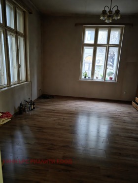 ���� ��� ���� 3-����� | Imot.bg � ����� ������ 6