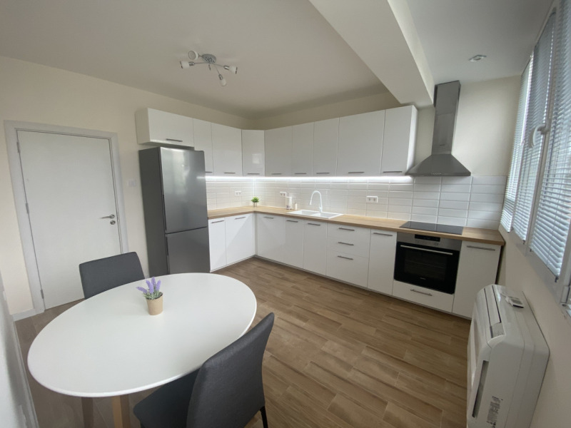 Zu vermieten  1 Schlafzimmer Plowdiw , Marascha , 65 qm | 79959882