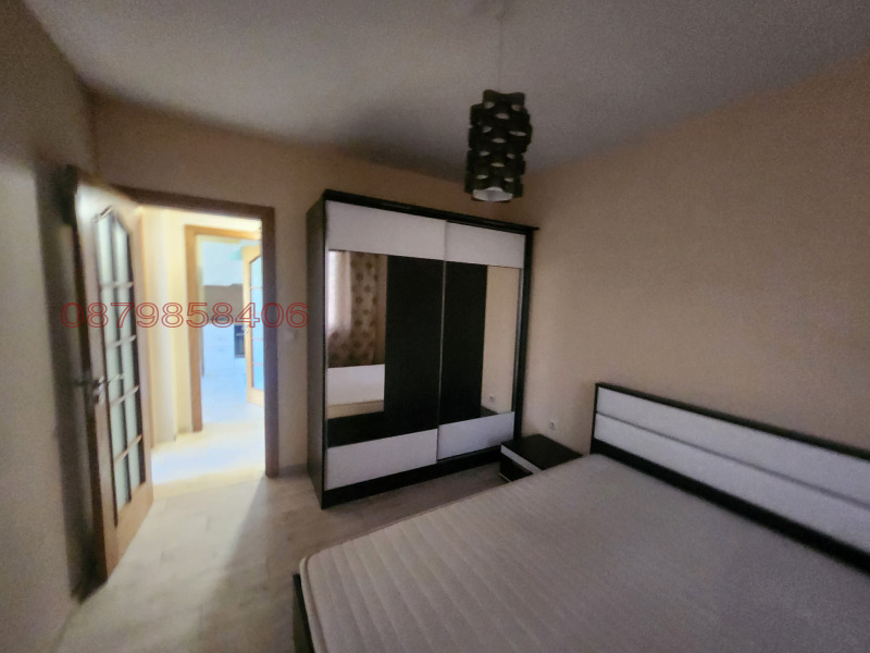 Te huur  2 slaapkamers Varna , Vazrazjdane 1 , 70 m² | 68001855