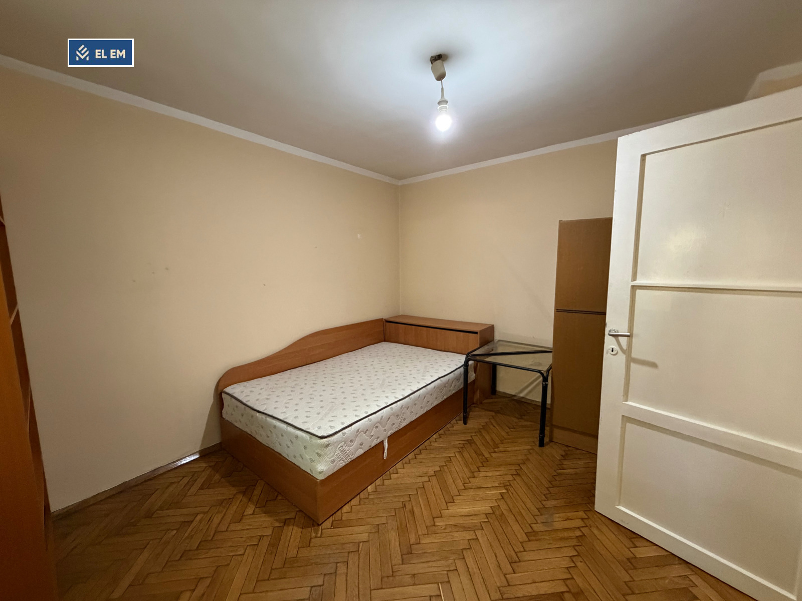 Дава под наем 3-СТАЕН, гр. София, Оборище, снимка 2 - Апартаменти - 55627871