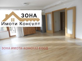 В оренду 3 кімнатна