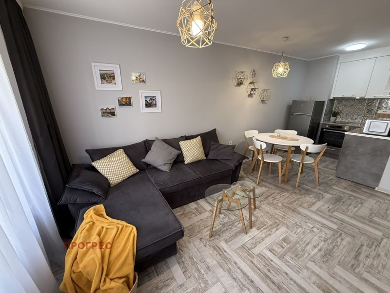 For Rent  1 bedroom Plovdiv , Tsentar , 65 sq.m | 63632391 - image [2]