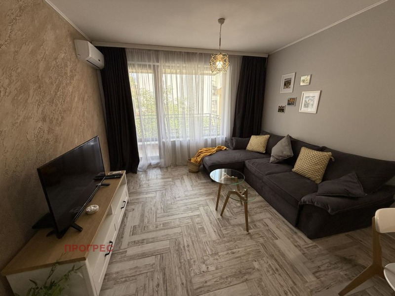 For Rent  1 bedroom Plovdiv , Tsentar , 65 sq.m | 63632391 - image [6]