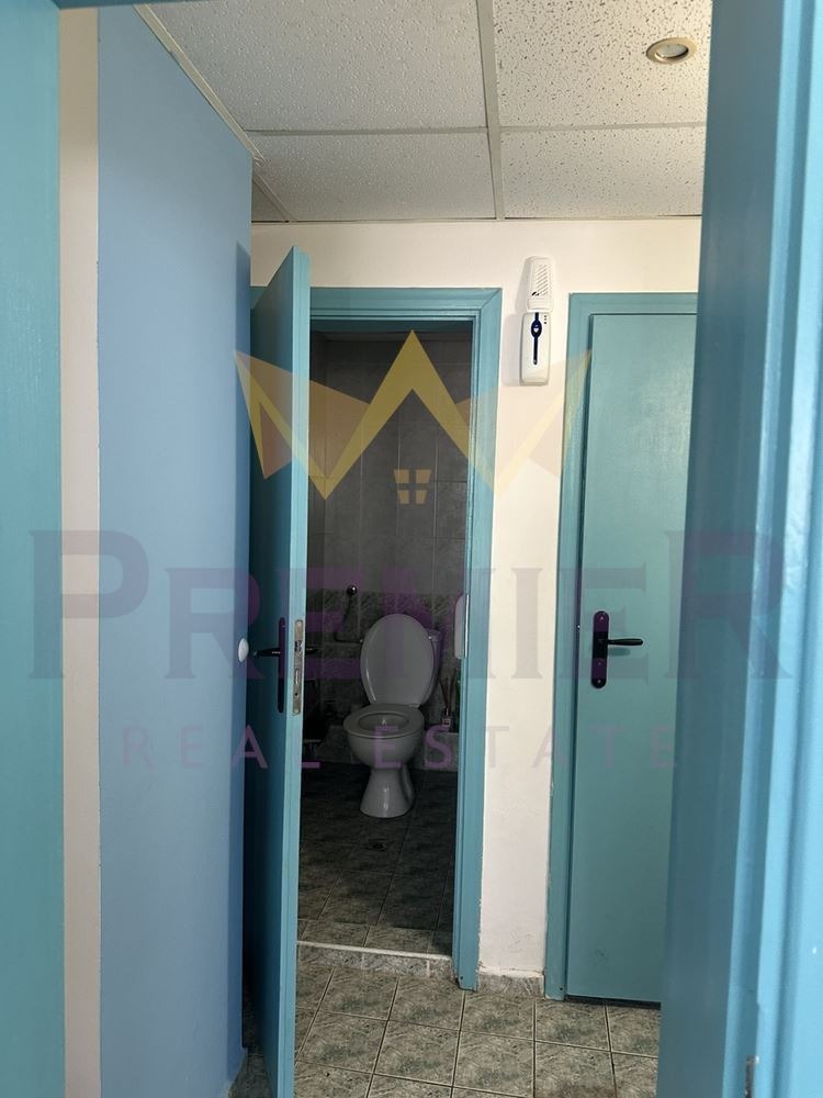 Vuokrattavana  Baari; Kahvila Varna , Briz , 135 neliömetriä | 63385142 - kuva [9]