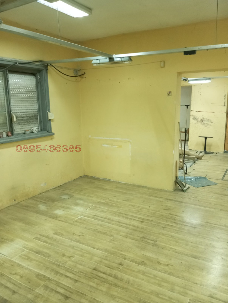 Дава под наем СКЛАД, гр. Перник, Твърди ливади, снимка 2 - Складове - 52783349