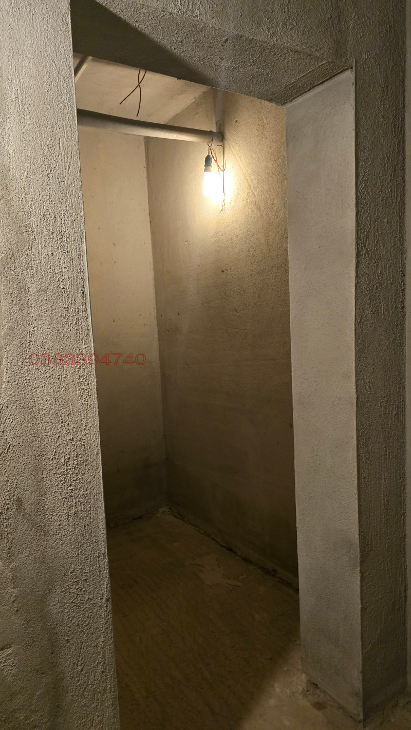 Дава под наем ГАРАЖ, ПАРКОМЯСТО, гр. София, Манастирски ливади, снимка 3 - Гаражи и паркоместа - 52998674