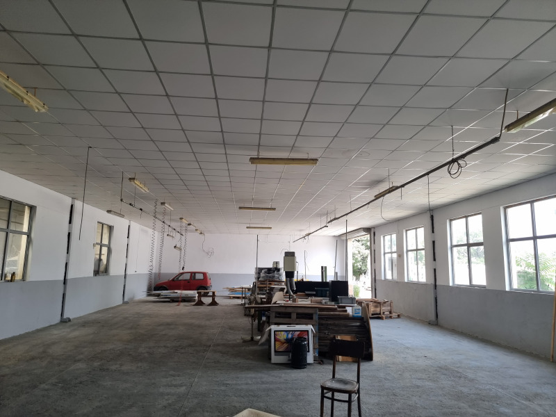 K pronájmu  Průmyslová budova Plovdiv , Industrialna zona - Sever , 380 m2 | 50177267