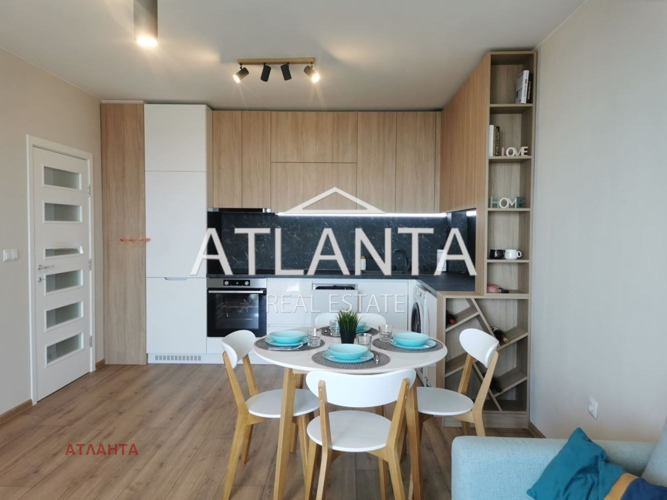 Дава под наем 2-СТАЕН, гр. Варна, к.к. Св.Св. Константин и Елена, снимка 4 - Апартаменти - 54111210