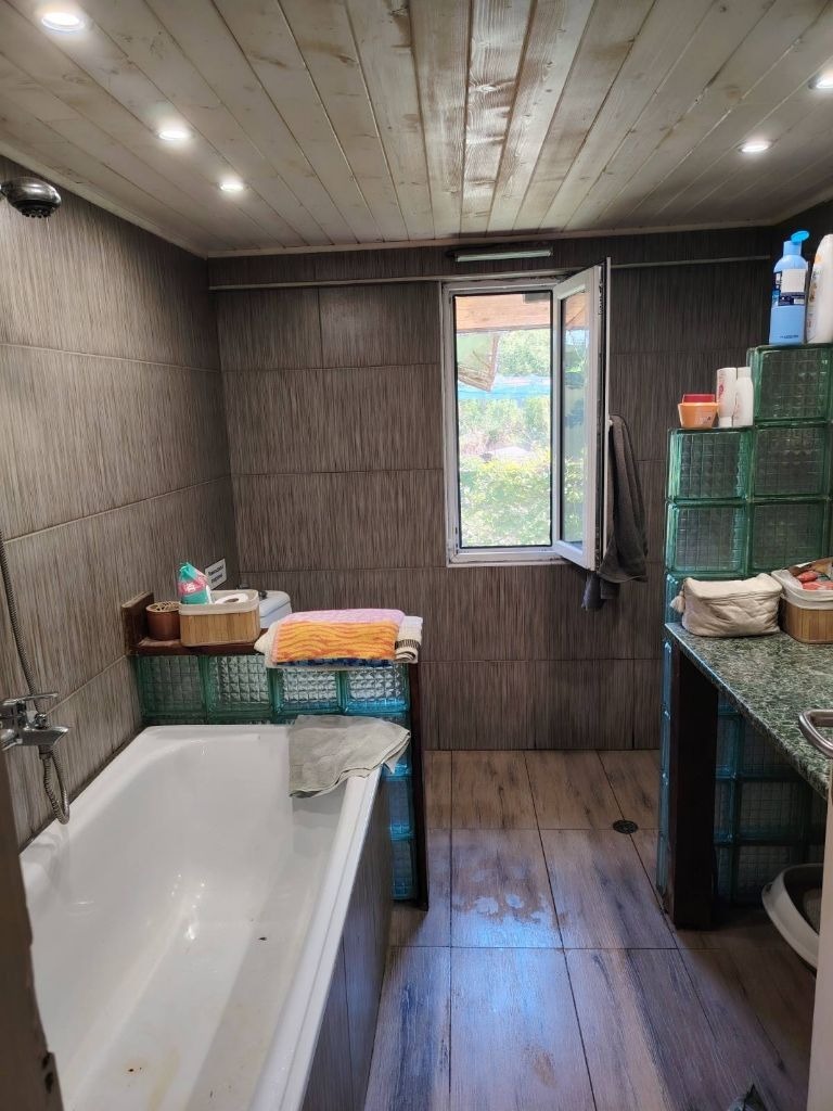 Дава под наем КЪЩА, гр. Варна, м-т Лазур, снимка 14 - Къщи - 55893676