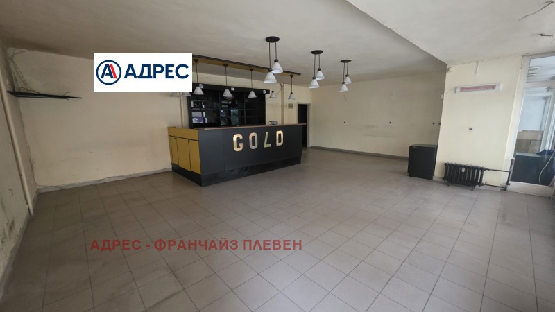 Дава под наем  Магазин град Плевен , Идеален център , 121 кв.м | 14551075