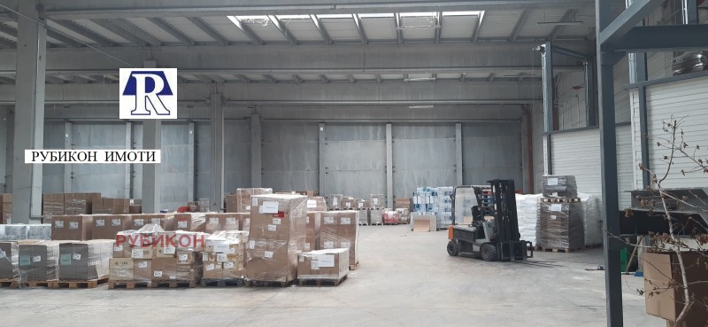 Do wynajęcia  Budynek przemysłowy Plowdiw , Industrialna zona - Sewer , 2000 mkw | 82183525 - obraz [2]