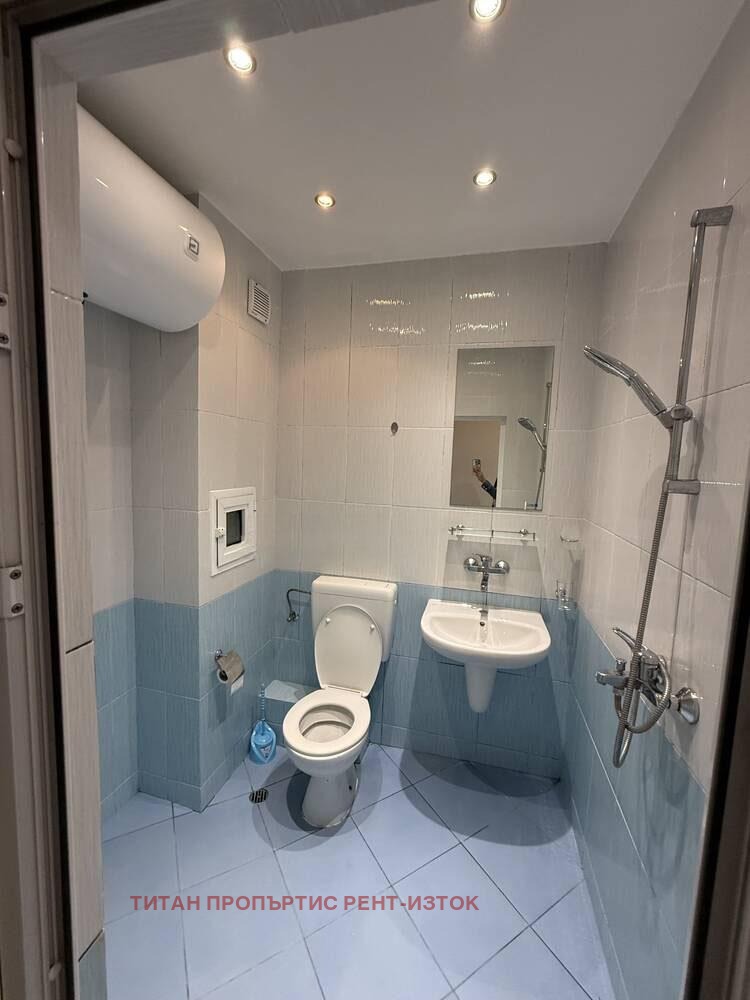 En renta  1 dormitorio Burgas , Lazur , 60 metros cuadrados | 88201731 - imagen [4]