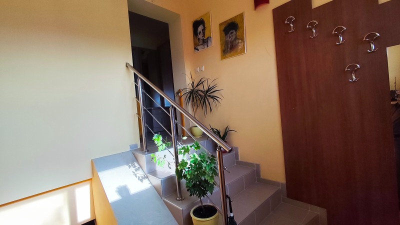 Дава под наем 2-СТАЕН, гр. Варна, Окръжна болница-Генерали, снимка 10 - Апартаменти - 53010838