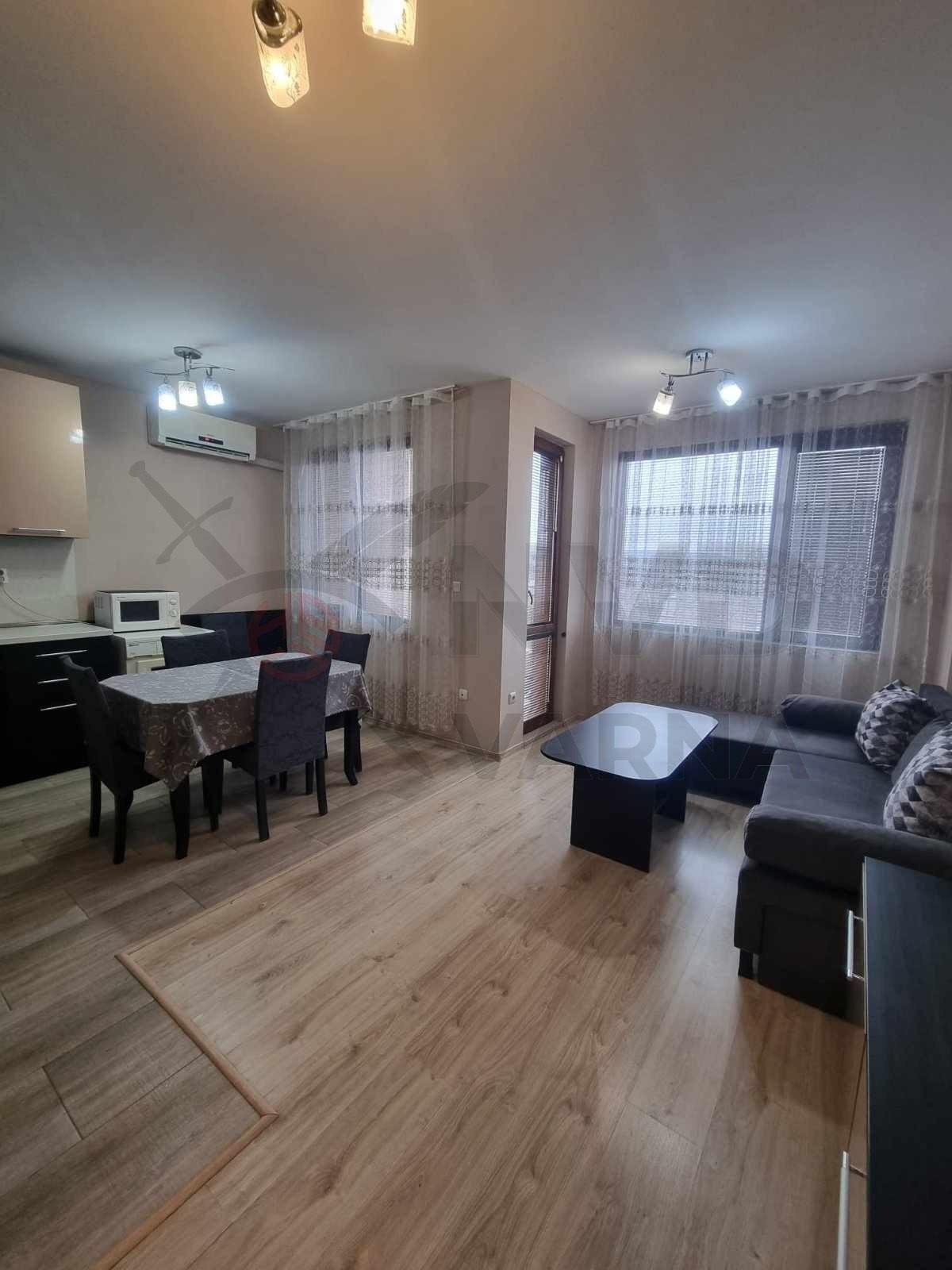 Дава под наем 2-СТАЕН, гр. Варна, Колхозен пазар