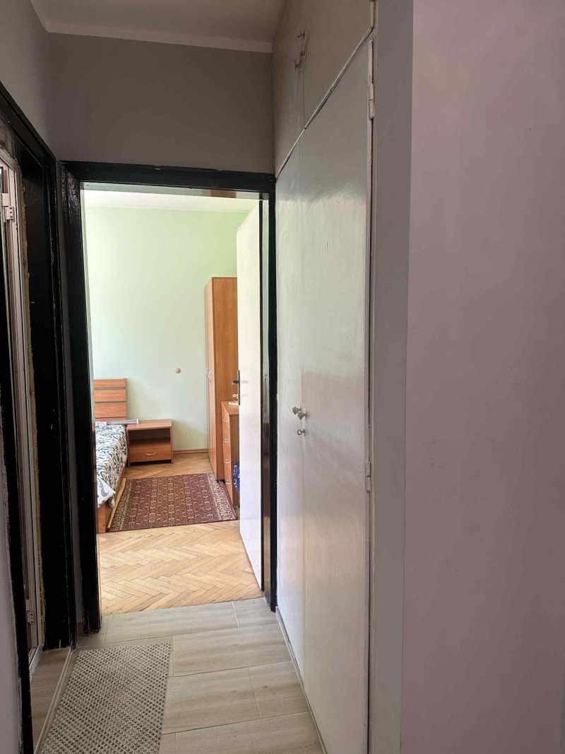 Издаје се  1 спаваћа соба Софија , Гео Милев , 68 м2 | 90680567 - слика [4]