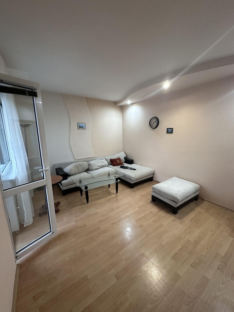 Под наем 2-СТАЕН, град Пловдив, Каменица 2 • 460 € / 899.68 лв. • 82023279 1