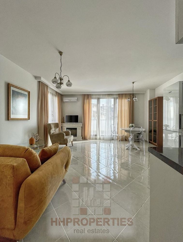 Дава под наем 2-СТАЕН, гр. Пловдив, Център