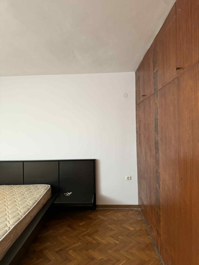 Дава под наем 3-СТАЕН, гр. София, Център, снимка 4 - Апартаменти - 53591034