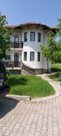 Под наем КЪЩА, област Благоевград, гр. Банско • 900 € • 68676168 — Holmes.bg
