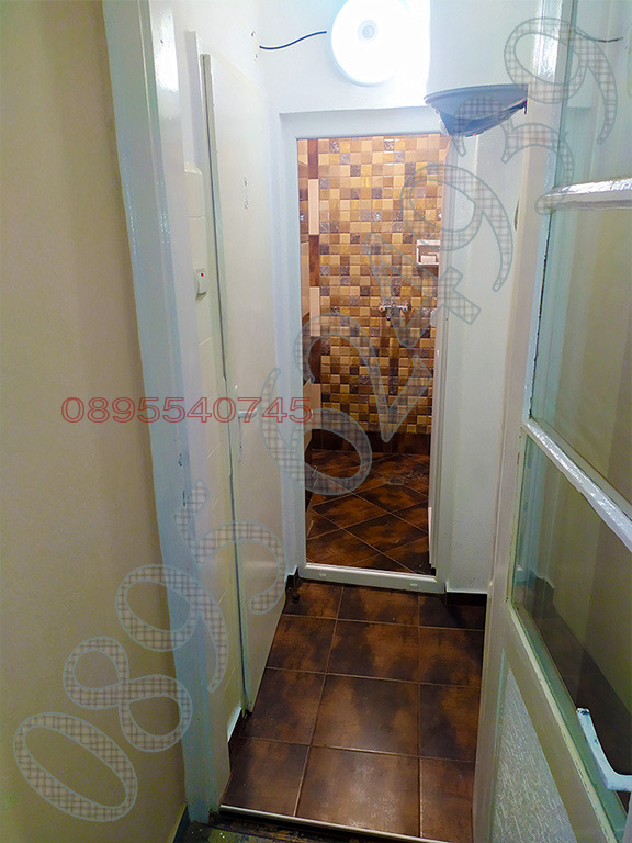 Дава под наем СТАЯ, гр. Варна, Център, снимка 14 - Стаи под наем - 52781913