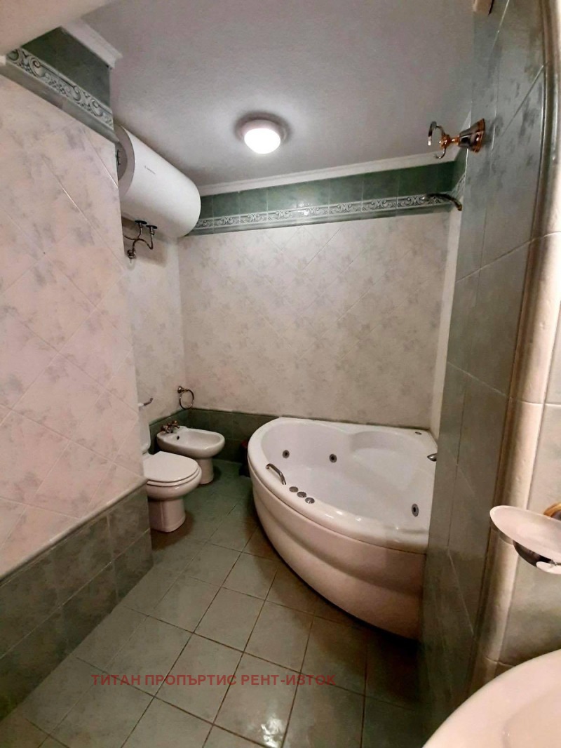 A louer  3+ chambres Bourgas , Tsentar , 146 m² | 30019917 - image [10]
