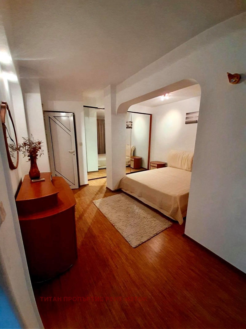 A louer  3+ chambres Bourgas , Tsentar , 146 m² | 30019917 - image [5]