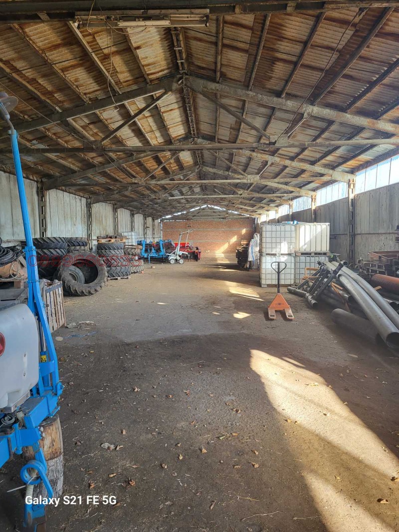 Дава под наем СКЛАД, с. Брестовица, област Пловдив, снимка 2 - Складове - 52876603