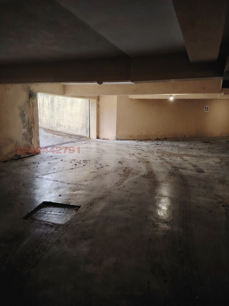 Дава под наем ГАРАЖ, ПАРКОМЯСТО, гр. Варна, Бриз, снимка 2 - Гаражи и паркоместа - 52996913