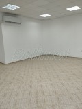 Под наем МАГАЗИН, град Варна, Левски 1 • 2500 лв. / 1278.23 € • 70437159 4